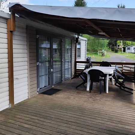 Mobil-home Accueillant Animaux - 6 Pers. - Api-1-52-2586 * La Tour-dʼAuvergne